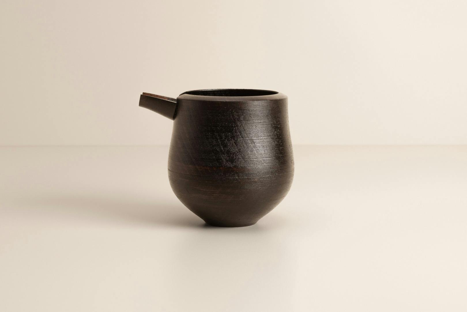 Sake pitcher, ‘Fuki-urushi’